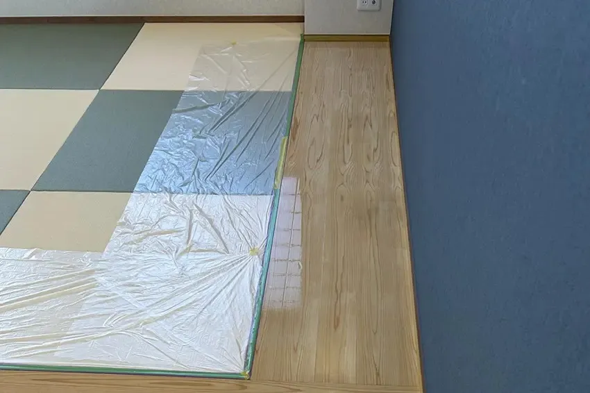 フローリングコーティング作業