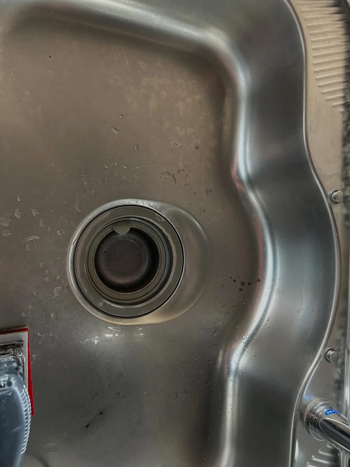 【施工事例】鶴見区 マンション キッチンシンク再生研磨